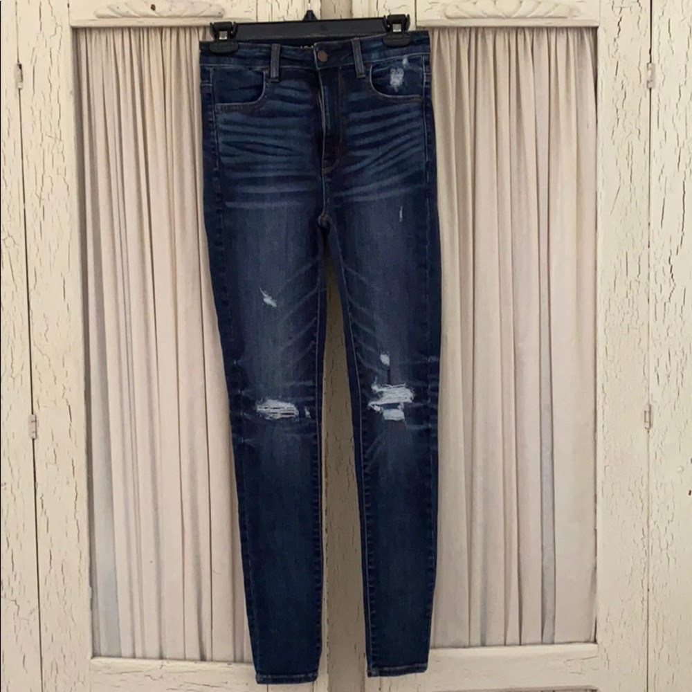 2 Pairs AE Jeans - dk blue & lite blue
